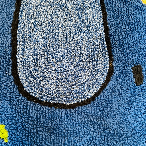 Monkey Kingdom Reversible Rug Elephant 30” wide x 25” tall - Picture 8 of 8